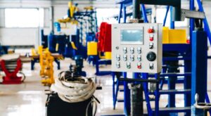 Manutenzione predittiva per impianti elettrici industriali: ridurre i fermi macchina